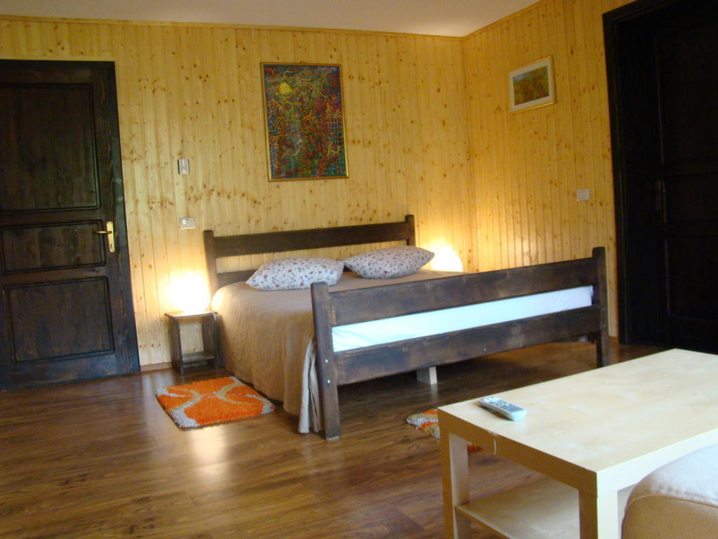 Dumbrava Soarelui Hotel Brasov Room photo