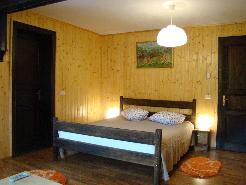 Dumbrava Soarelui Hotel Brasov Room photo